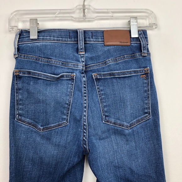 Madewell 10” High Rise Skinny Crop Jeans Button - Picture 6 of 10